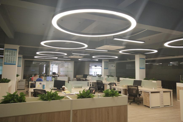 三盛環(huán)?？萍颊衅笉徫? /></span><img src=